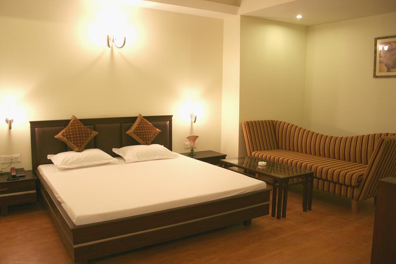 Hotel Elm Tree Amritsar Exterior foto